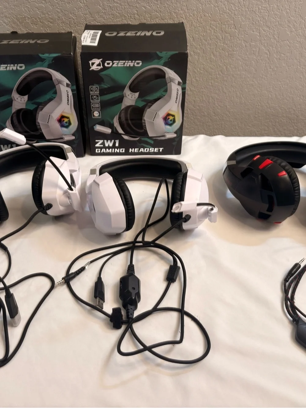 Ozeino White ZW1 Gaming Headset with Microphone